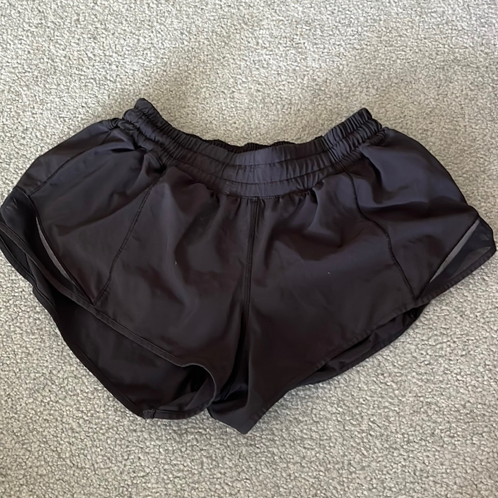 lululemon hotty hot shorts